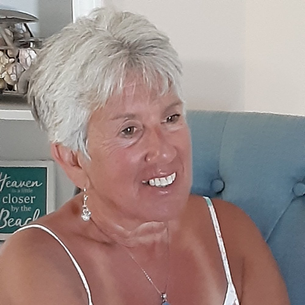 Meet your Posher, Paula
